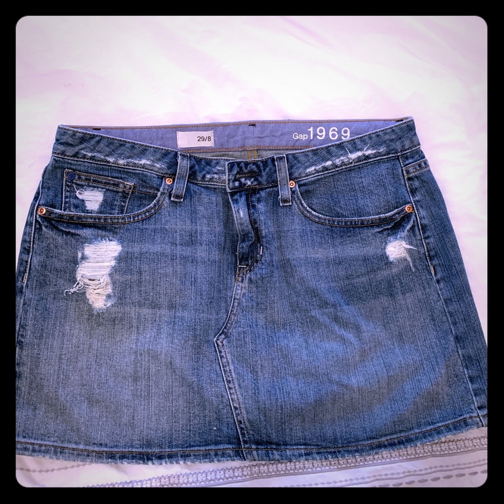 Gap jean skirt